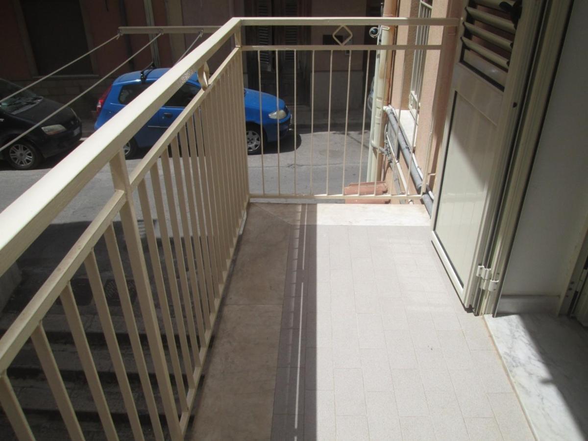 Apartamento Casa Valentina A 100 M Dal Mare Santa Flavia Exterior foto