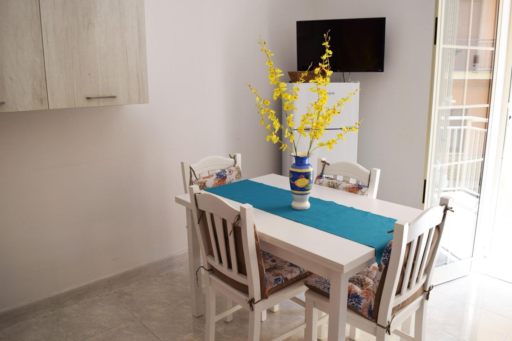 Apartamento Casa Valentina A 100 M Dal Mare Santa Flavia Exterior foto